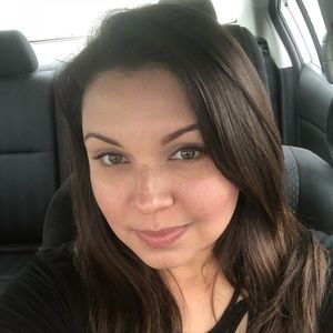 Meet your Posher, Vanessa